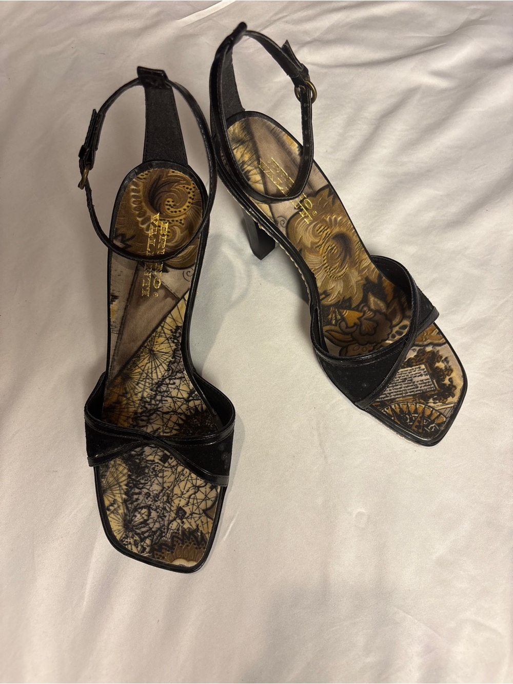 Bruno Valenti Black Women's Slingback Heels w/ Paisley Insole